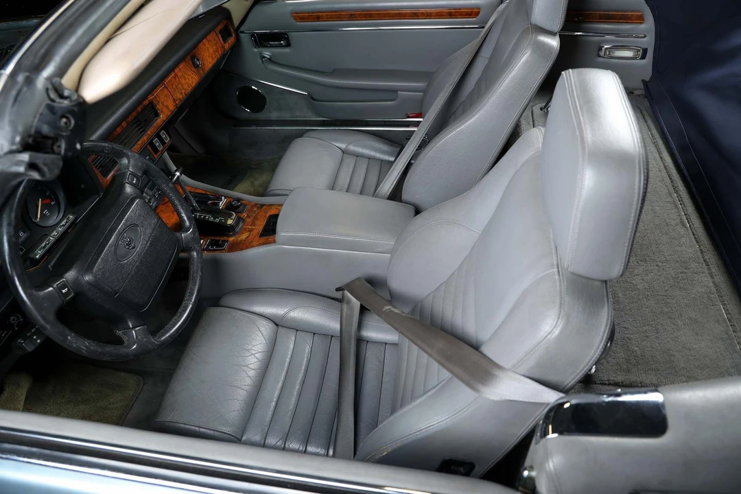 1990 Jaguar XJS Convertible - Image 24 of 31