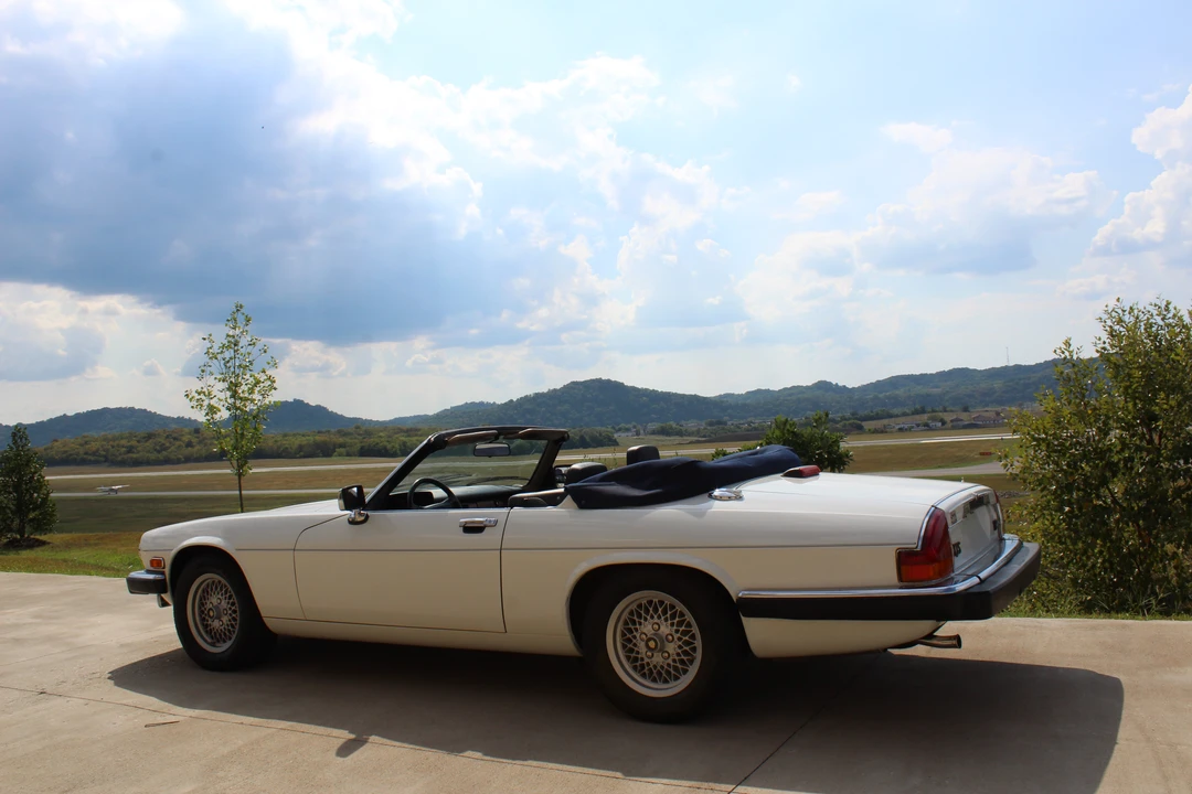 1990 Jaguar XJS Convertible - Image 13 of 31