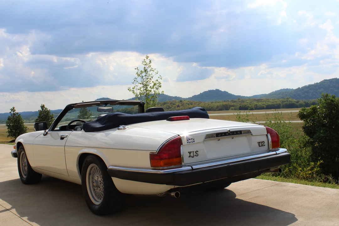 1990 Jaguar XJS Convertible - Image 17 of 31