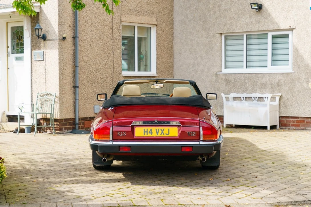 1990 Jaguar XJS Convertible - Image 9 of 30