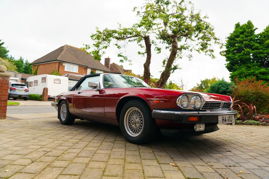 1990 Jaguar XJS Convertible - Image 13 of 30