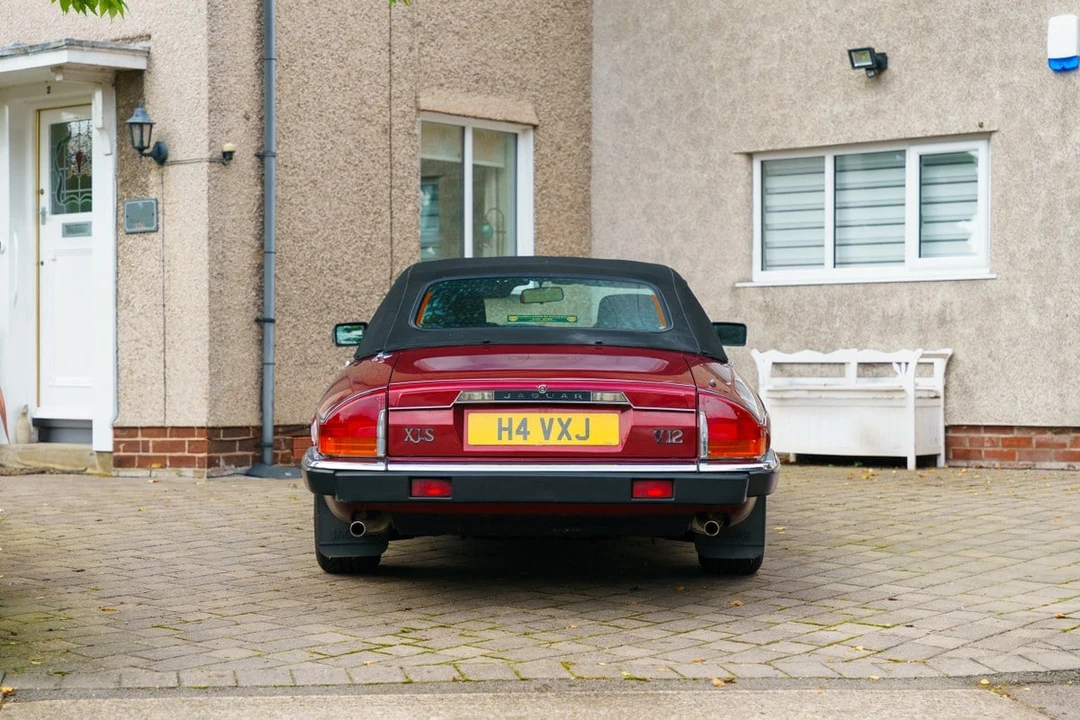 1990 Jaguar XJS Convertible - Image 17 of 30