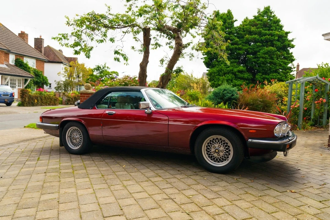 1990 Jaguar XJS Convertible - Image 14 of 30