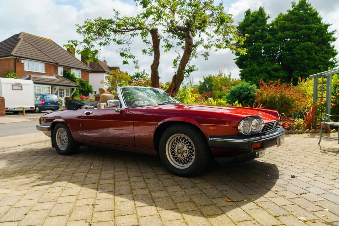 1990 Jaguar XJS Convertible - Image 2 of 30