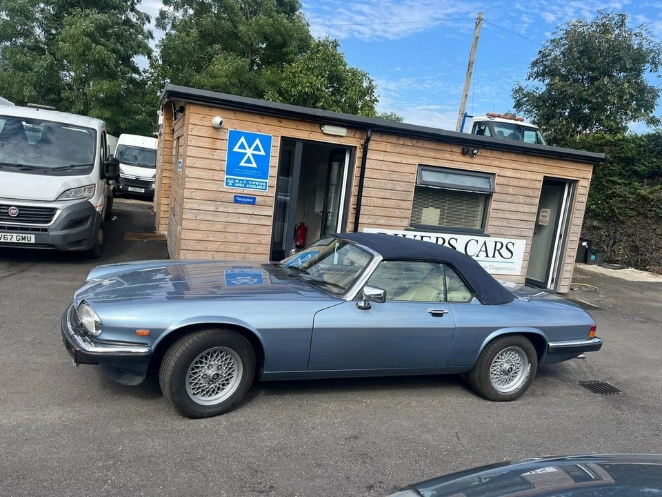 1990 Jaguar XJS Convertible - Image 11 of 30