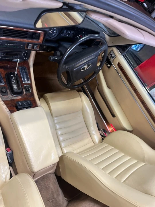 1990 Jaguar XJS Convertible - Image 23 of 30