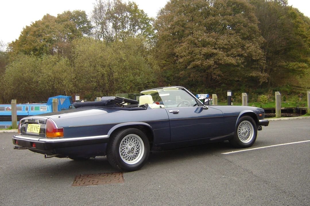 1990 Jaguar XJS Convertible - Image 2 of 3