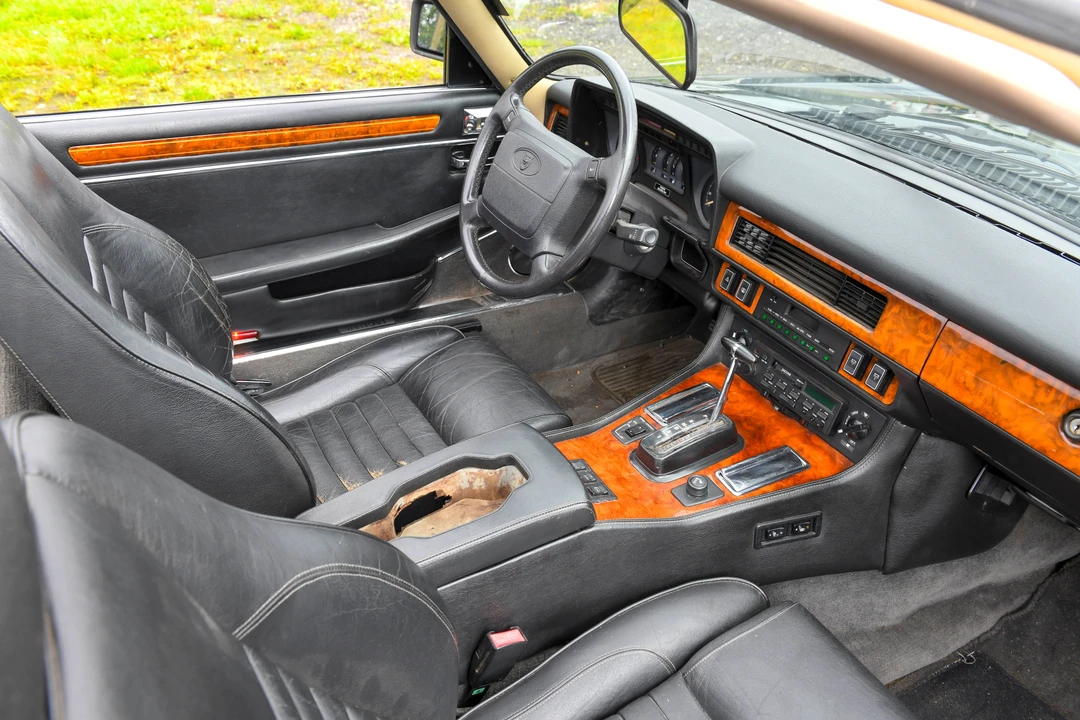 1990 Jaguar XJS Convertible - Image 19 of 31