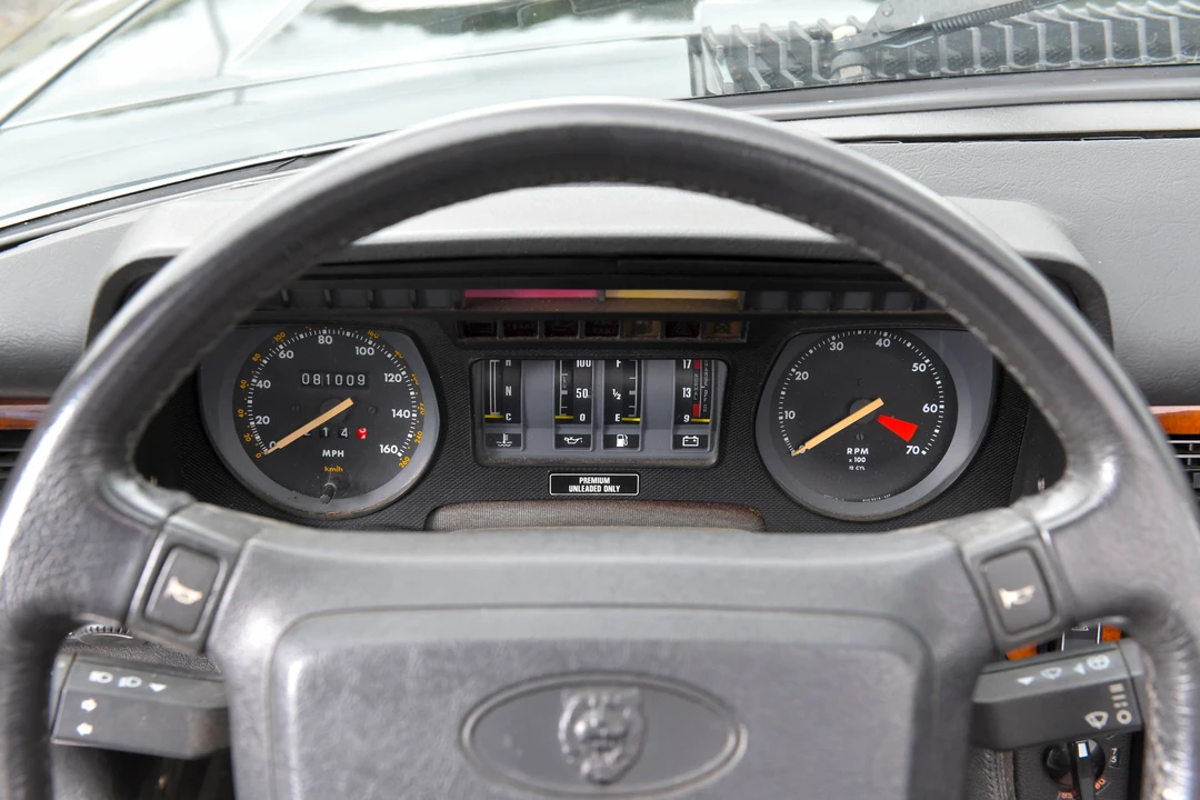 1990 Jaguar XJS Convertible - Image 10 of 31