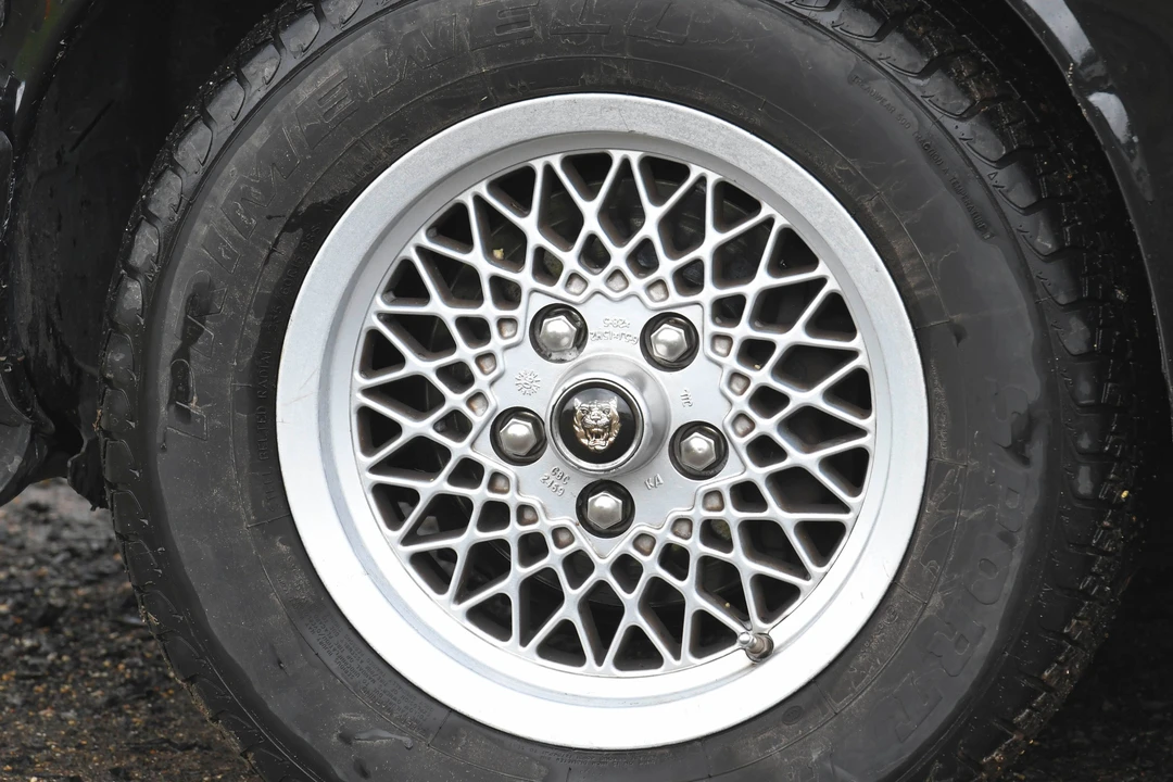 1990 Jaguar XJS Convertible - Image 28 of 31