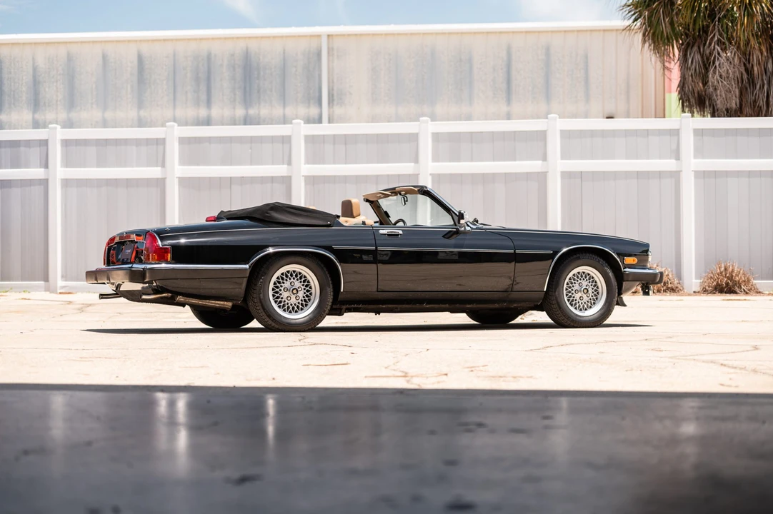 1990 Jaguar XJS Convertible - Image 25 of 31