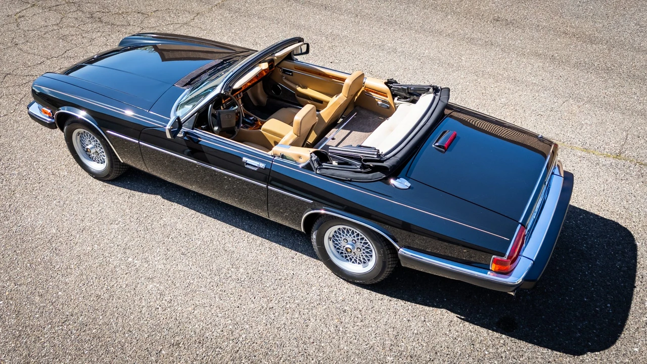 1990 Jaguar XJS Convertible - Image 8 of 31
