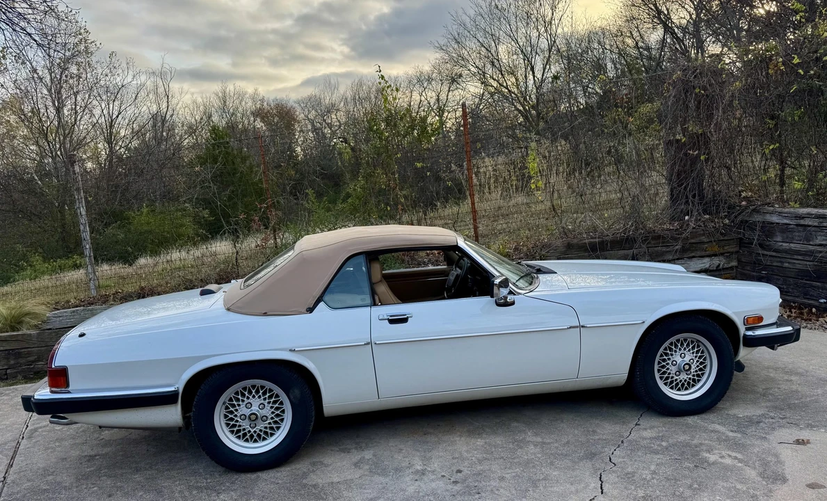 1990 Jaguar XJS Convertible - Image 23 of 31