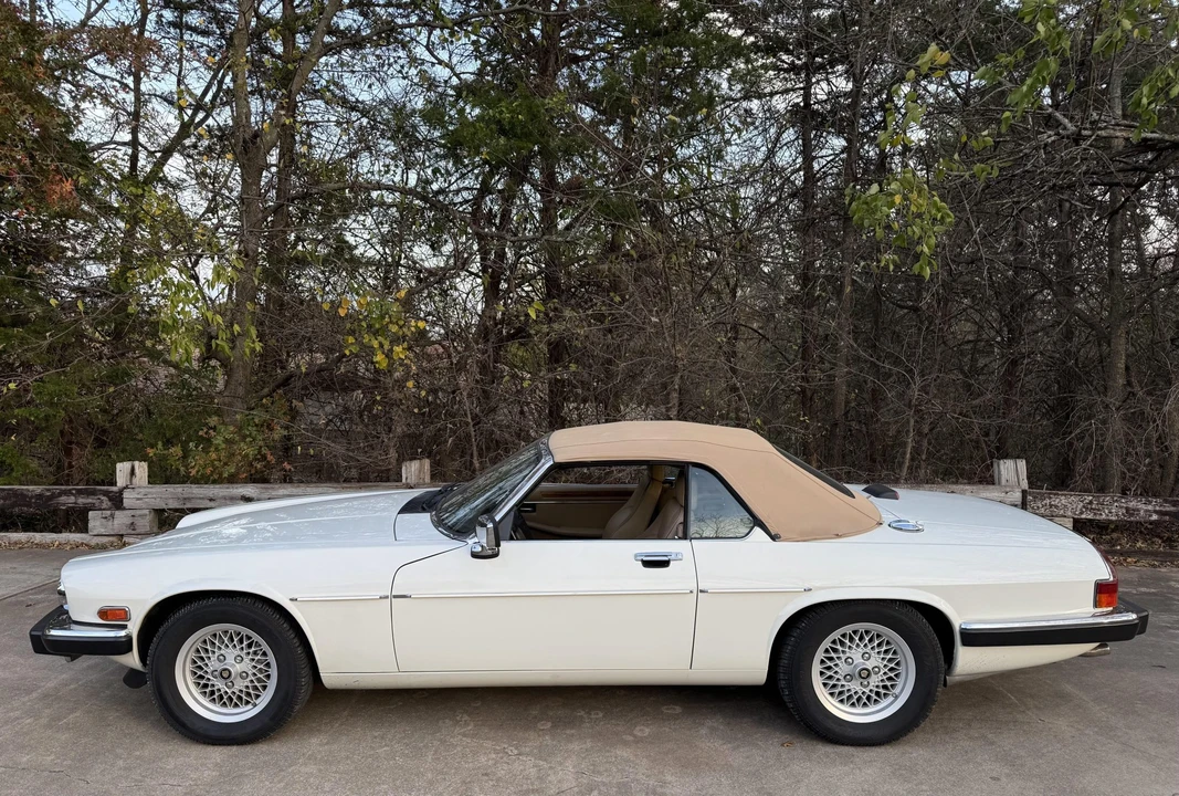 1990 Jaguar XJS Convertible - Image 10 of 31