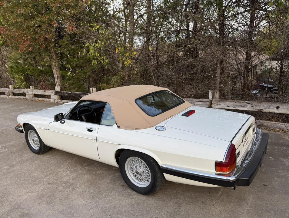 1990 Jaguar XJS Convertible - Image 11 of 31