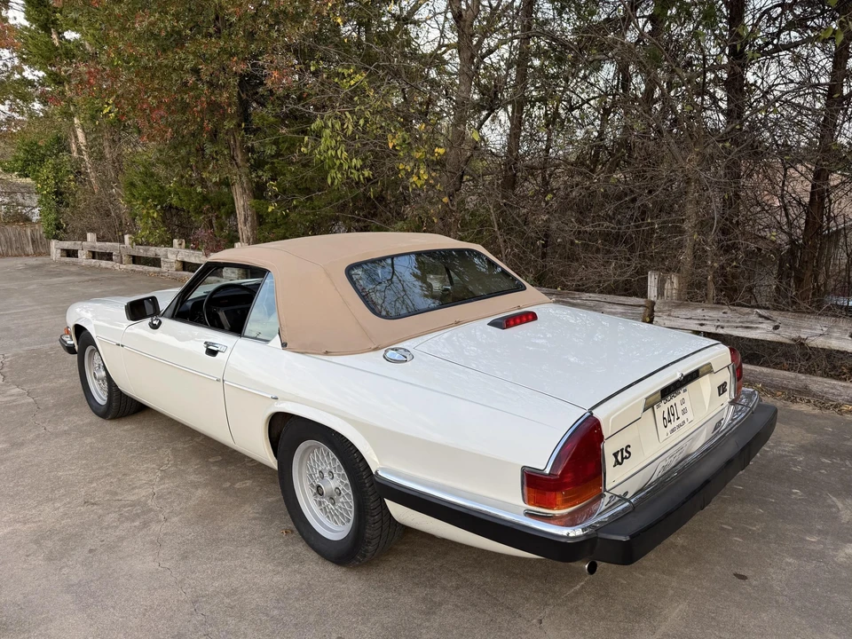 1990 Jaguar XJS Convertible - Image 13 of 31