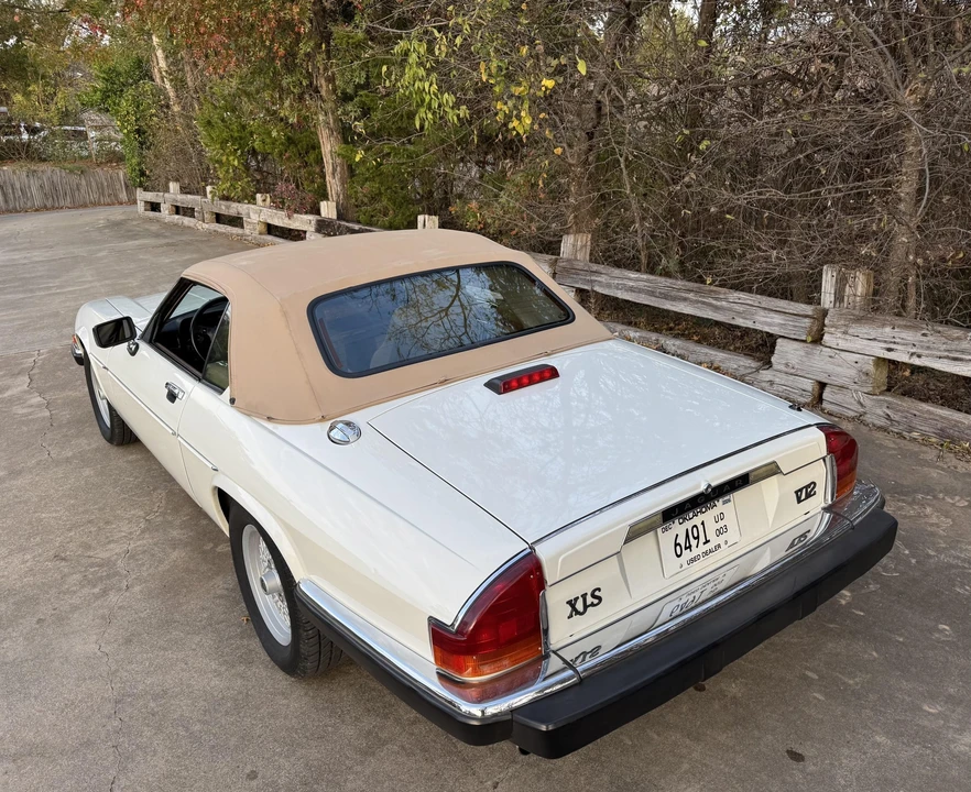 1990 Jaguar XJS Convertible - Image 15 of 31