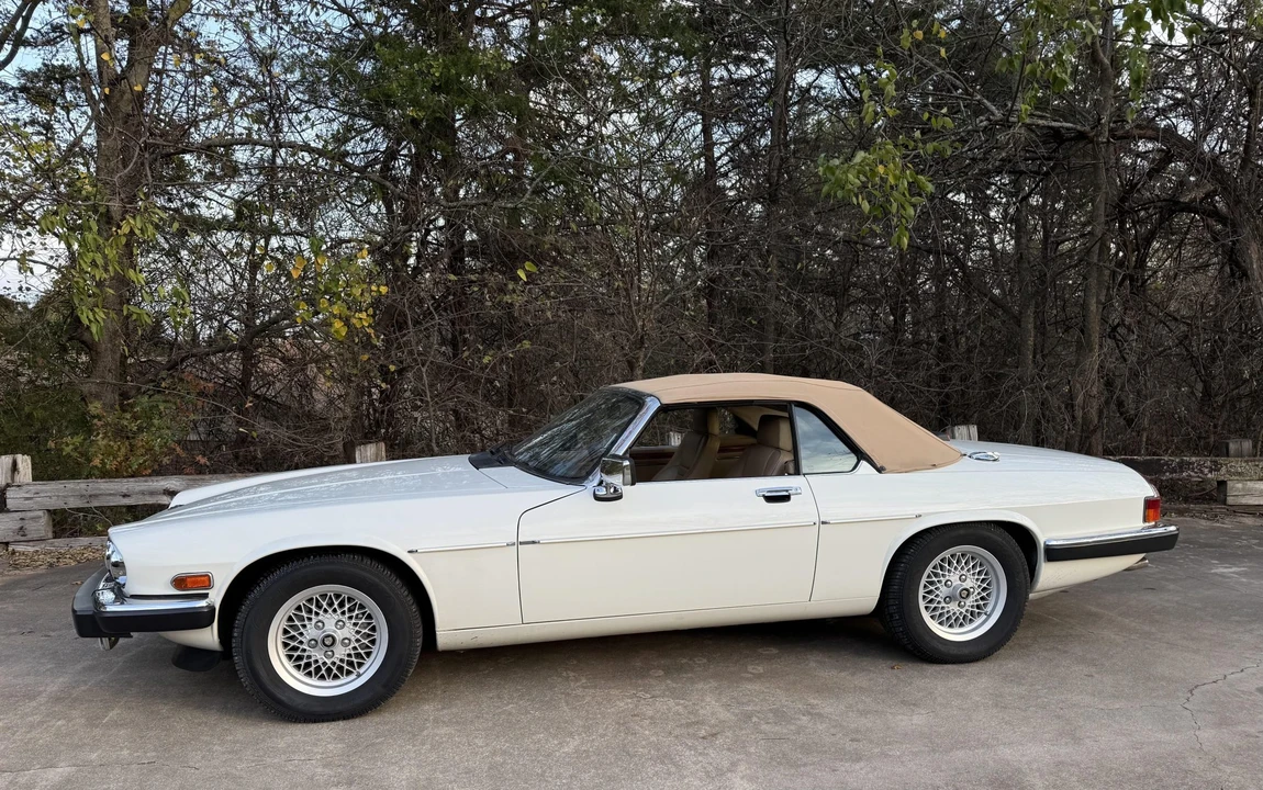 1990 Jaguar XJS Convertible - Image 8 of 31