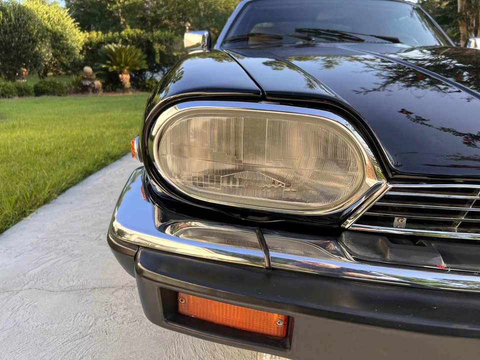 1990 Jaguar XJS Convertible - Image 12 of 31