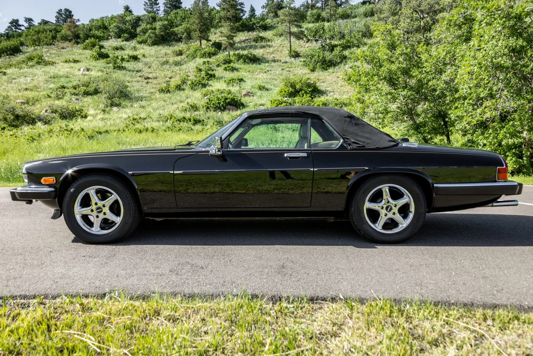 1990 Jaguar XJS Convertible - Image 17 of 31