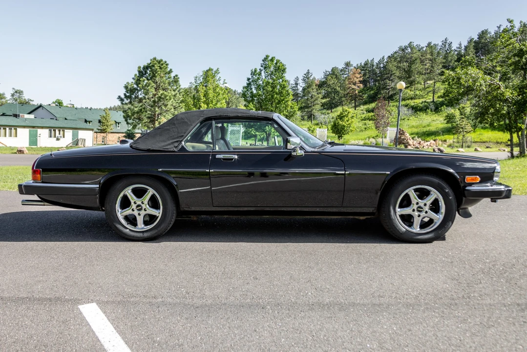 1990 Jaguar XJS Convertible - Image 13 of 31