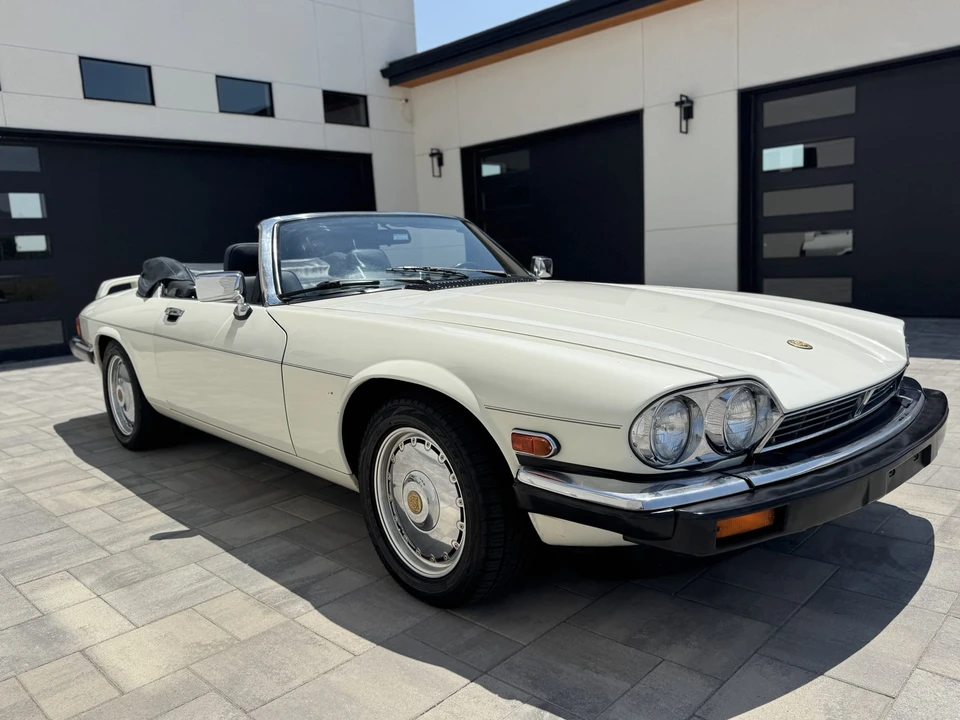1990 Jaguar XJS Convertible - Image 22 of 31