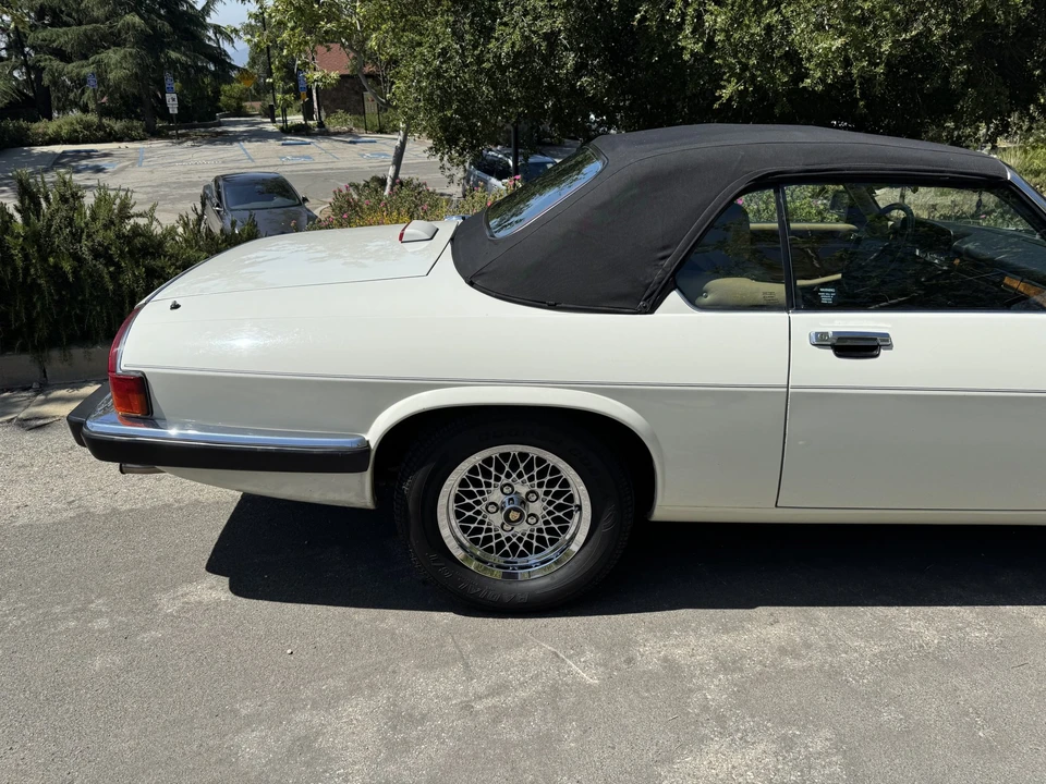 1990 Jaguar XJS Convertible - Image 25 of 31