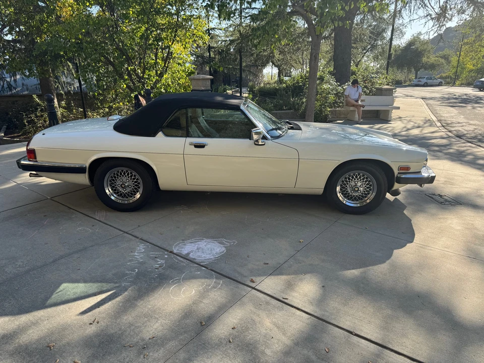 1990 Jaguar XJS Convertible - Image 15 of 31