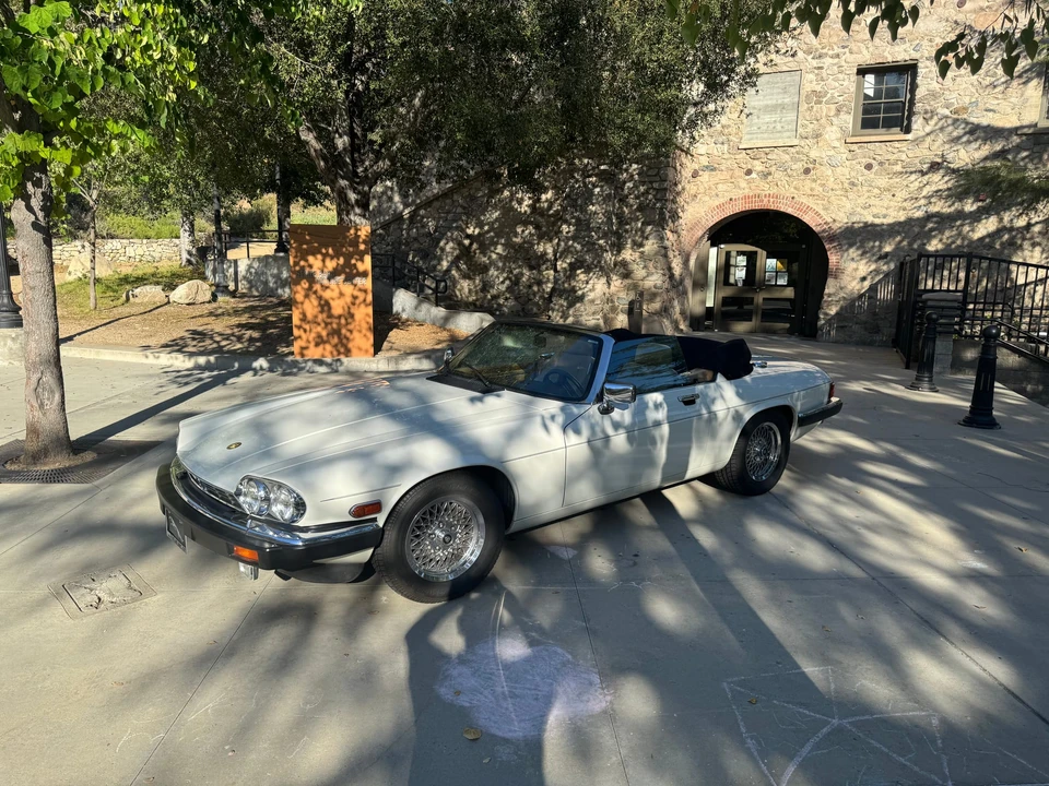 1990 Jaguar XJS Convertible - Image 2 of 31