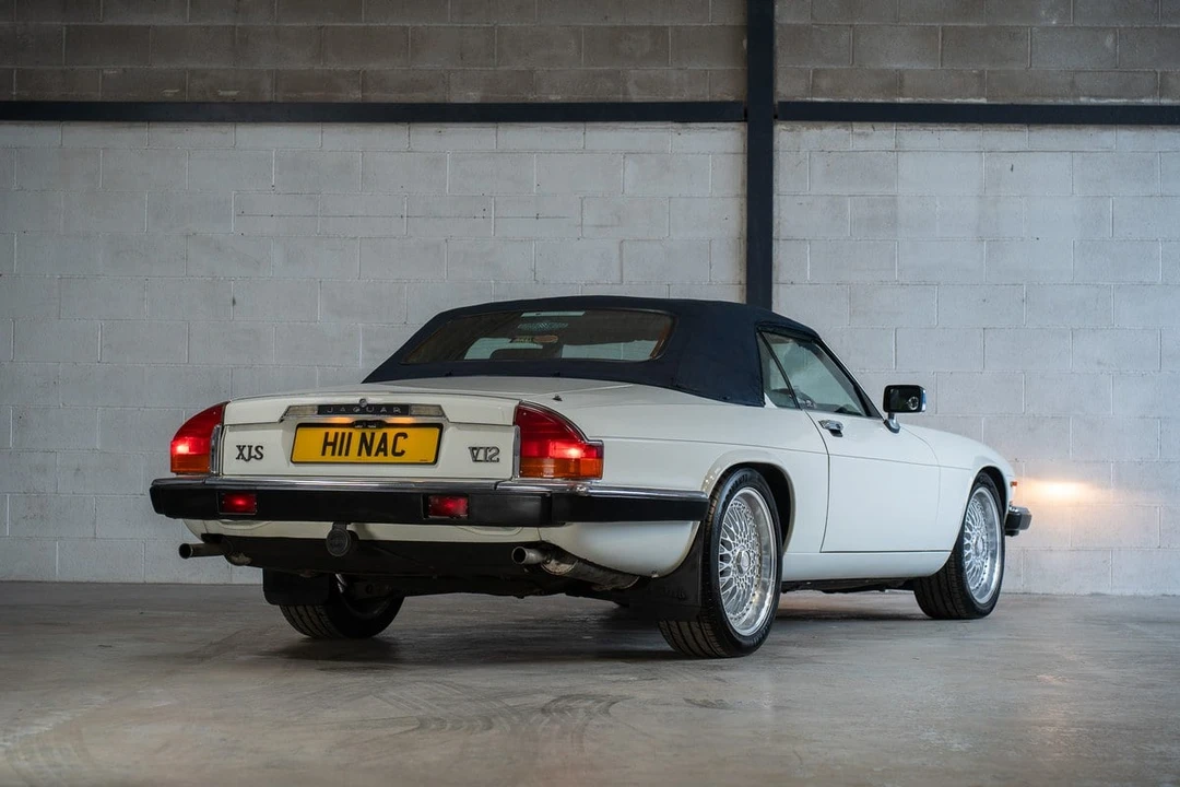 1991 Jaguar XJS Convertible - Image 21 of 30