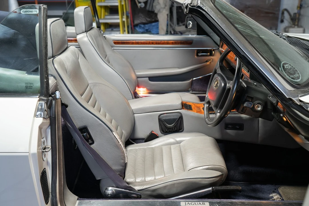 1991 Jaguar XJS Convertible - Image 27 of 30