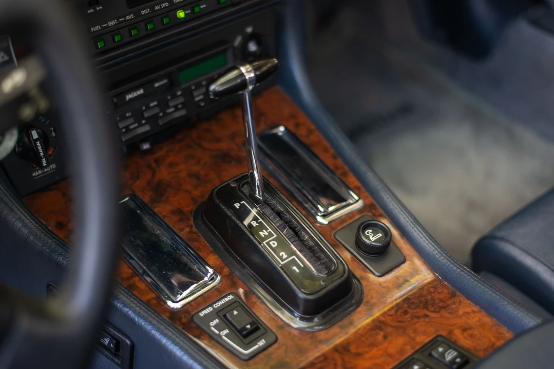 1990 Jaguar XJS Pre-Facelift V12 - Image 26 of 31