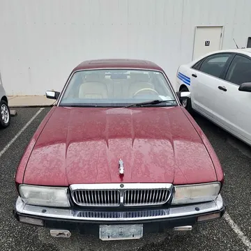 1990 Jaguar XJ Vanden Plas