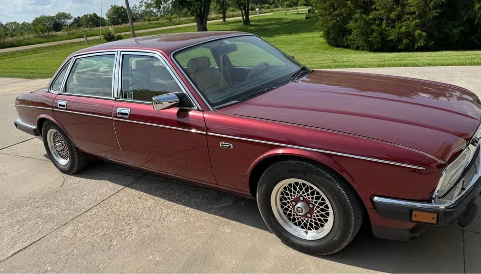 1990 Jaguar XJ40 XJ - Image 3 of 8