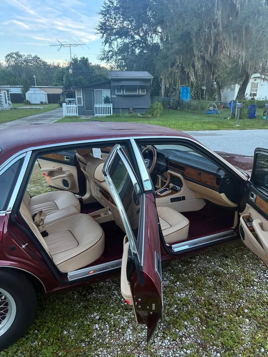 1990 Jaguar XJ40 XJ - Image 11 of 14
