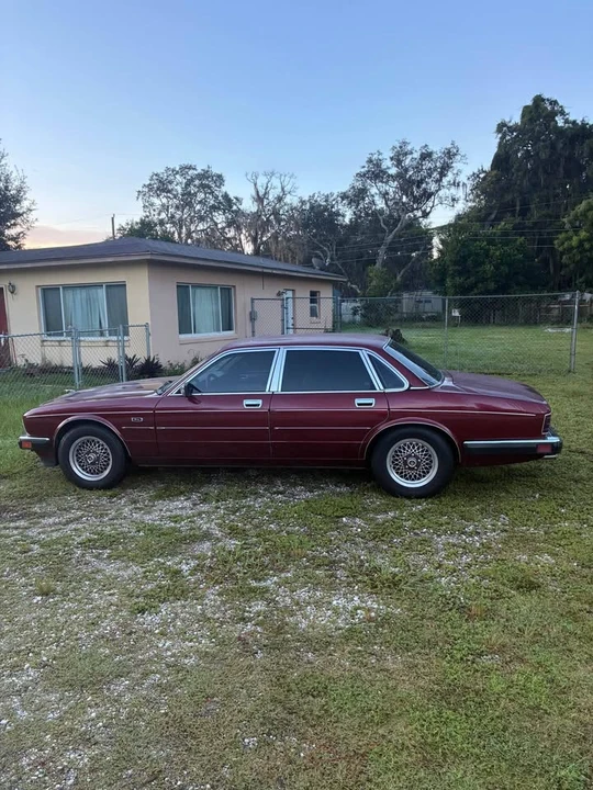 1990 Jaguar XJ40 XJ - Image 5 of 14