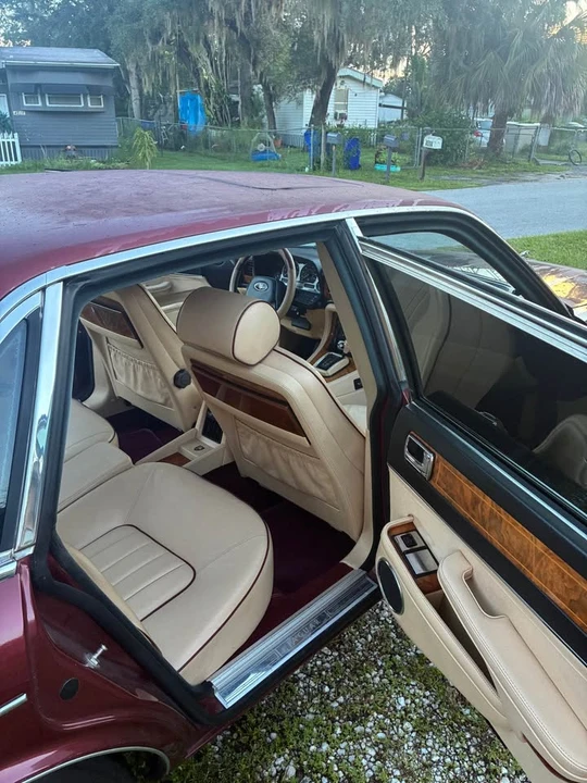 1990 Jaguar XJ40 XJ - Image 10 of 14