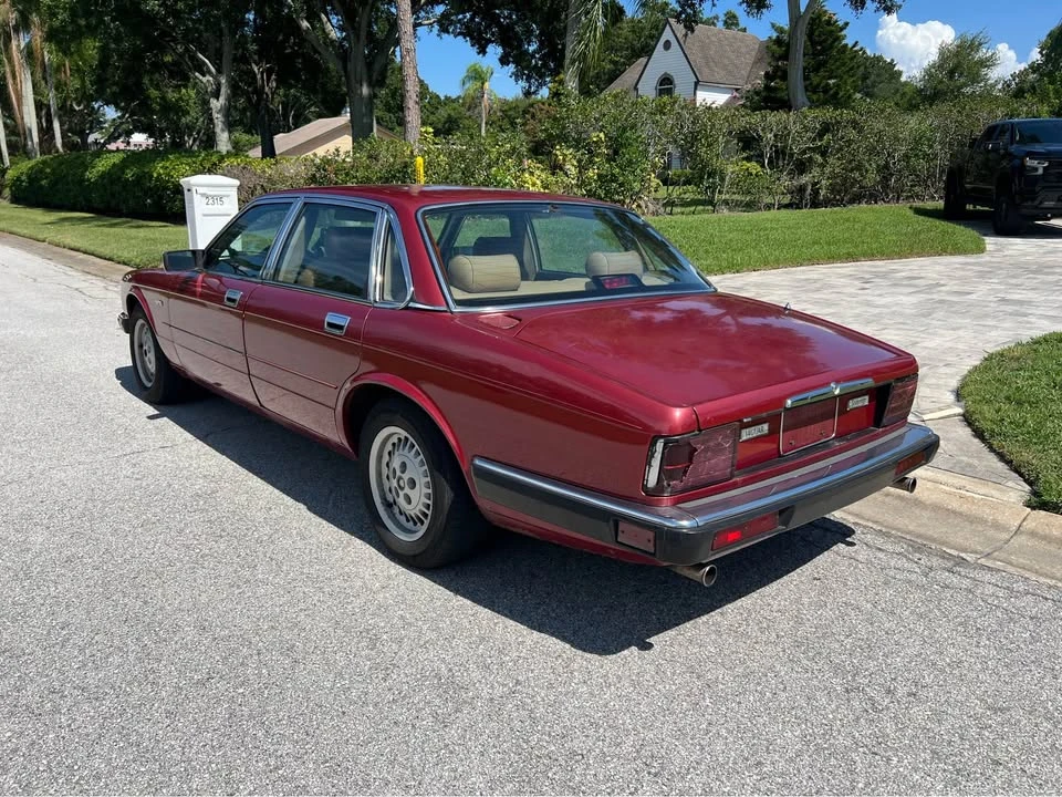 1990 Jaguar XJ40 XJ - Image 3 of 14