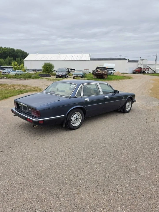 1990 Jaguar XJ40 XJ - Image 3 of 17