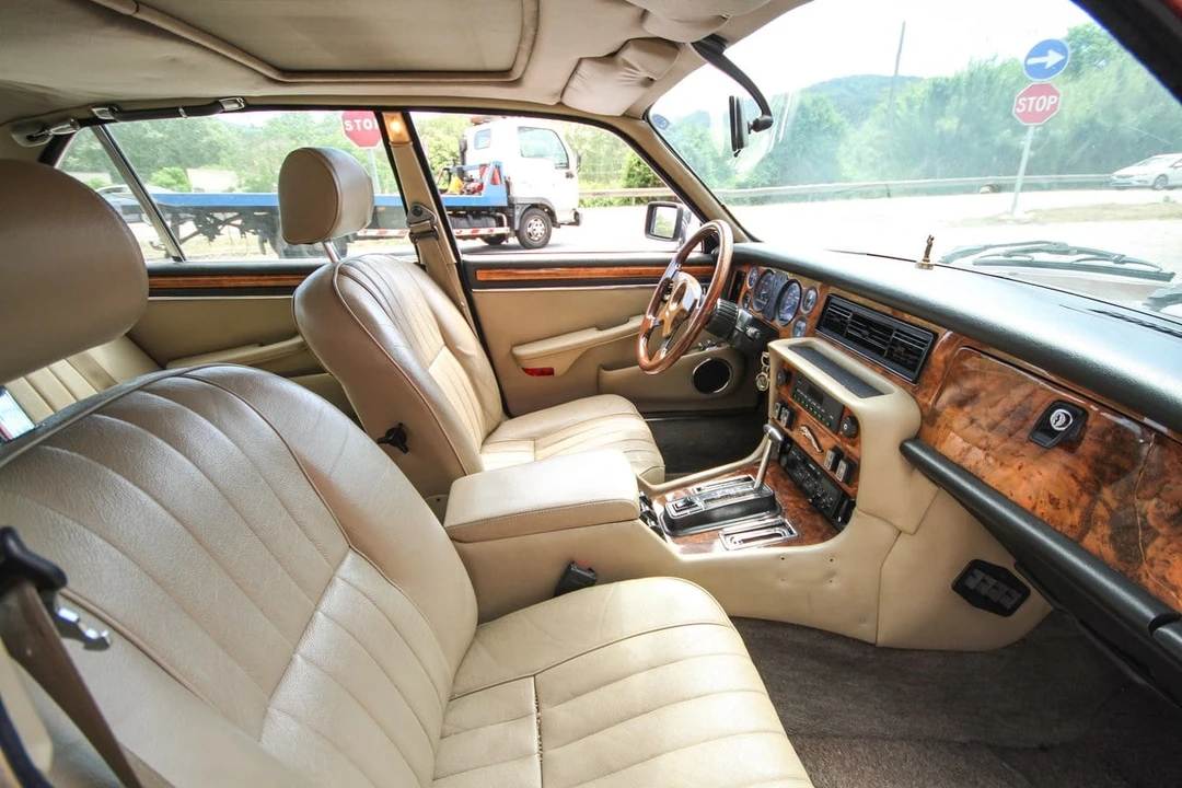 1990 Jaguar XJ Series 3 - Image 20 of 31