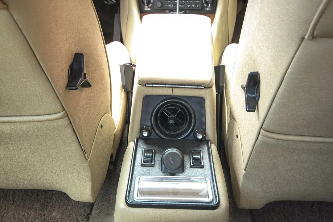 1990 Jaguar XJ Series 3 - Image 29 of 31