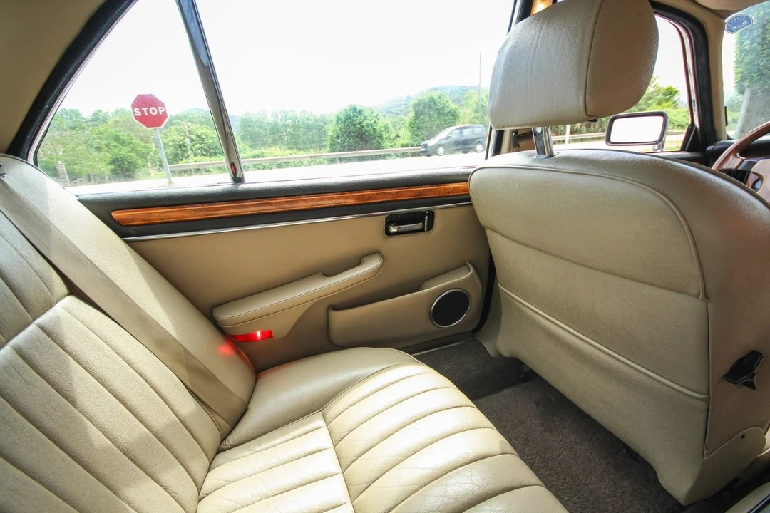 1990 Jaguar XJ Series 3 - Image 30 of 31