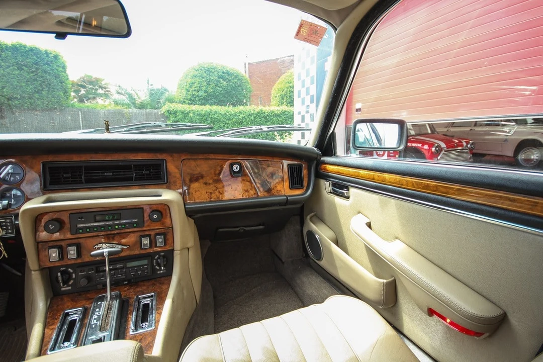1990 Jaguar XJ Series 3 - Image 31 of 31