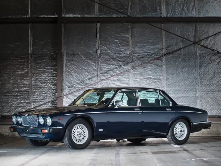 1990 Jaguar XJ Series 3 - Image 2 of 6