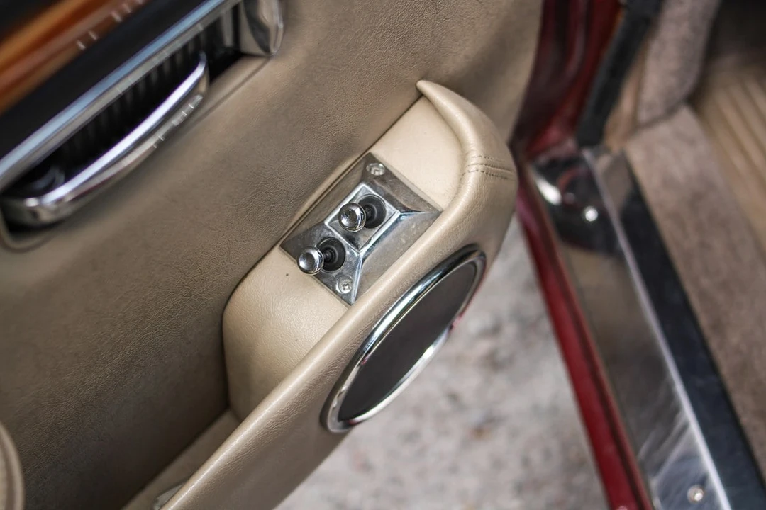 1990 Jaguar XJ Series 3 - Image 18 of 31