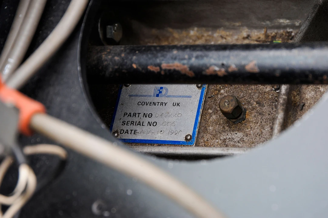 1990 Jaguar XJ220 - Image 5 of 17