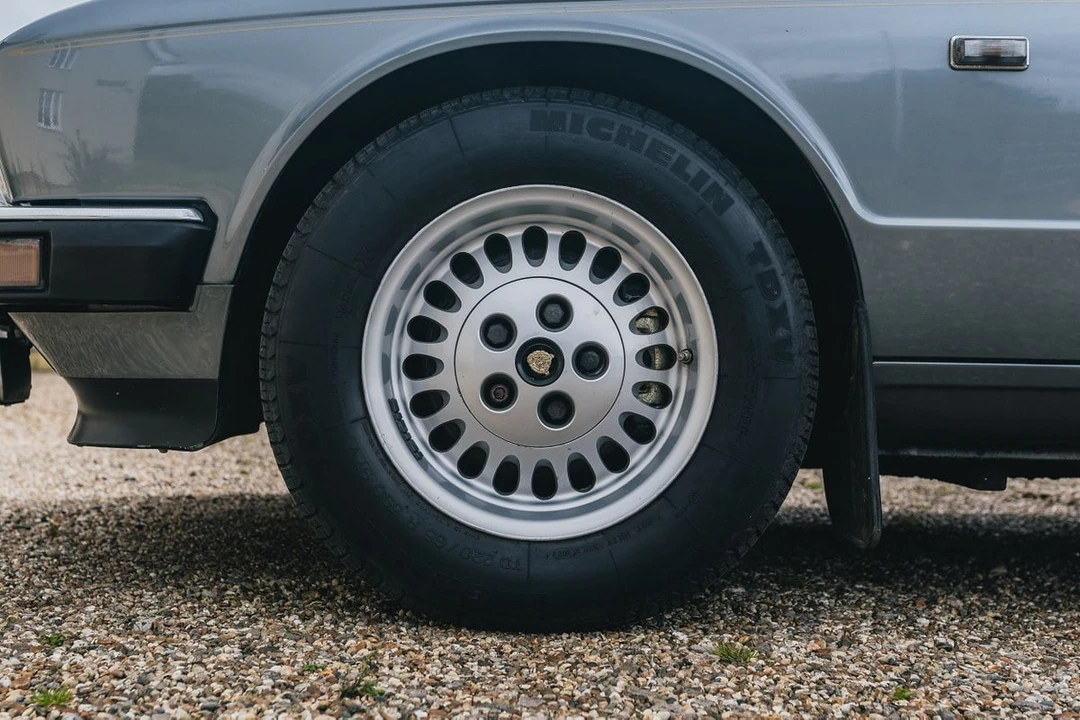 1990 Jaguar XJ40 XJ - Image 16 of 30
