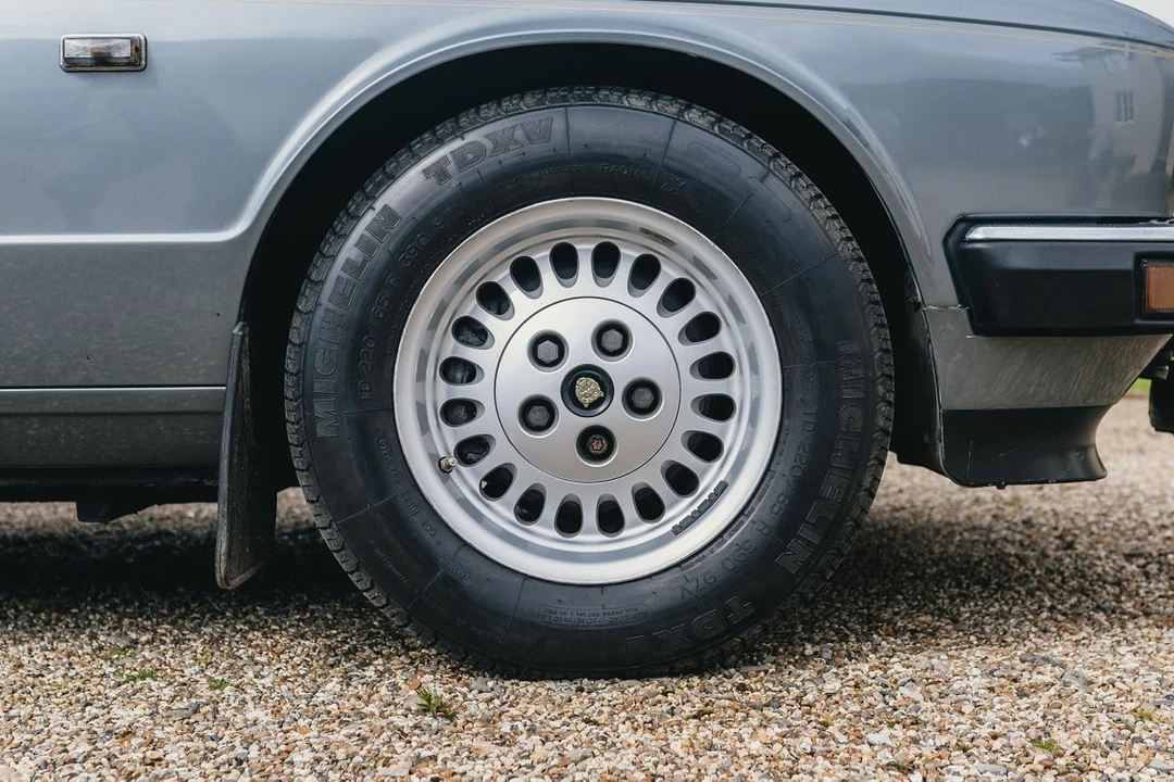 1990 Jaguar XJ40 XJ - Image 14 of 30