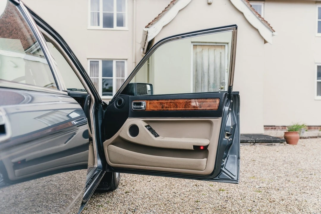 1990 Jaguar XJ40 XJ - Image 19 of 30