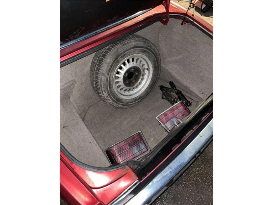 1990 Jaguar XJ40 XJ - Image 10 of 24